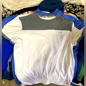 I am selling my Calvin Klein t-shirt wore it once
